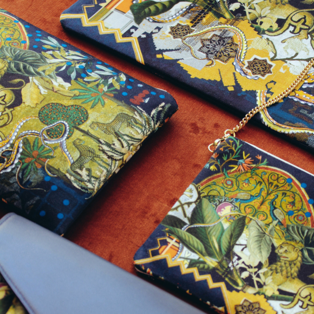 Pochettes zippées en tissu, pochettes de soirée, sac à main - collection collaboration Christian Lacroix