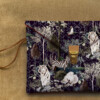 Pochette iPad en tissu au motif unique Ménagerie de Versailles