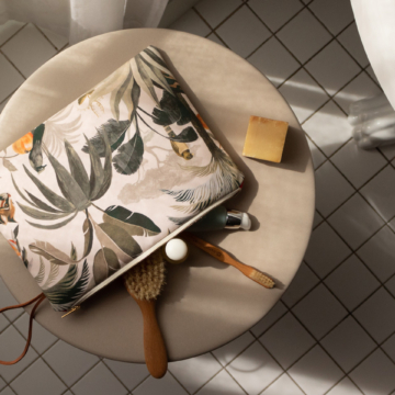 Maison Baluchon - Grande pochette en tissu à motif animal & végétal confectionnée à la main en France