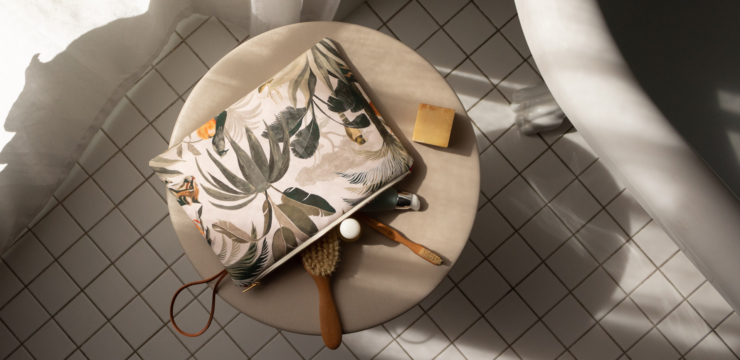 Maison Baluchon - Grande pochette en tissu à motif animal & végétal confectionnée à la main en France