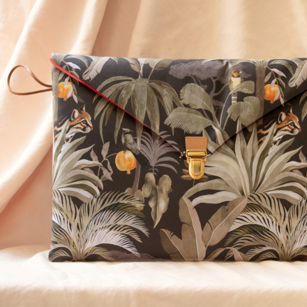 Maison Baluchon - MacBook case with Tropical motif N°17 Bronze