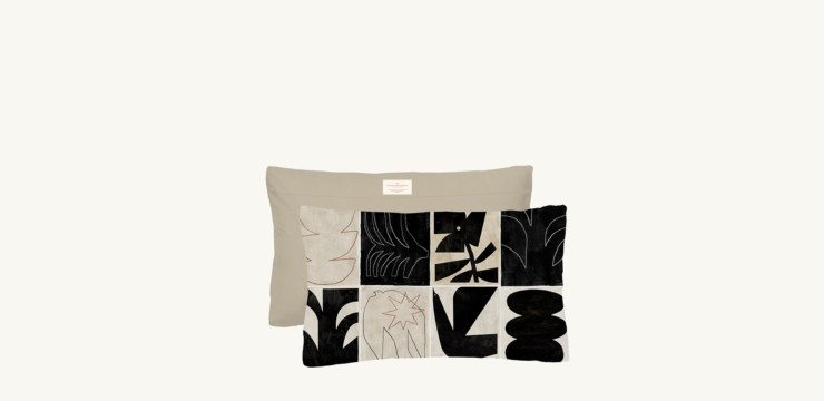 Cushion cover with Moderniste N°01 black print