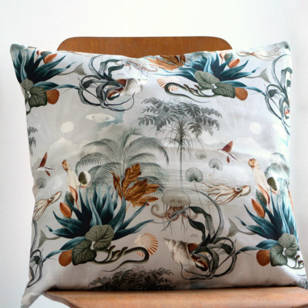 Cushion made in France with Mythe N°01 design - Sold with the stuffing