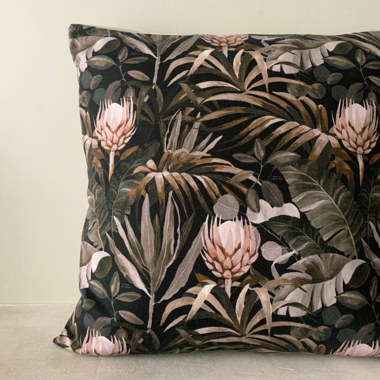 Cushion Tropical Collection N°15 - Composed of protea flowers, vegetation, black background
