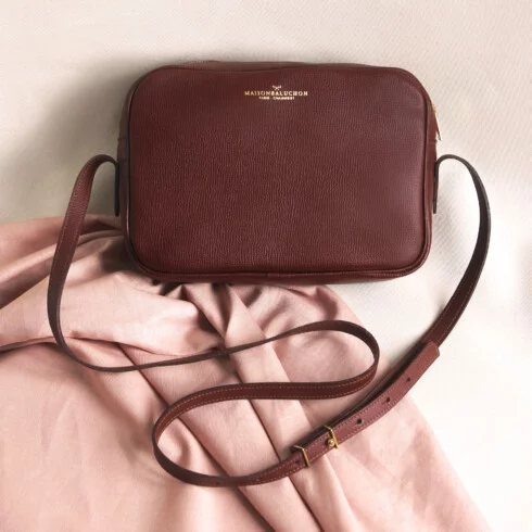 Maison Baluchon - Auburn grained leather crossbody handbag