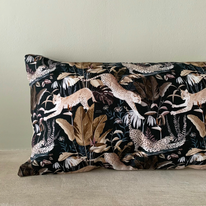 Cushion size 50 x 30 cm Jungle N°22 - Sustainable and responsible manufacturing