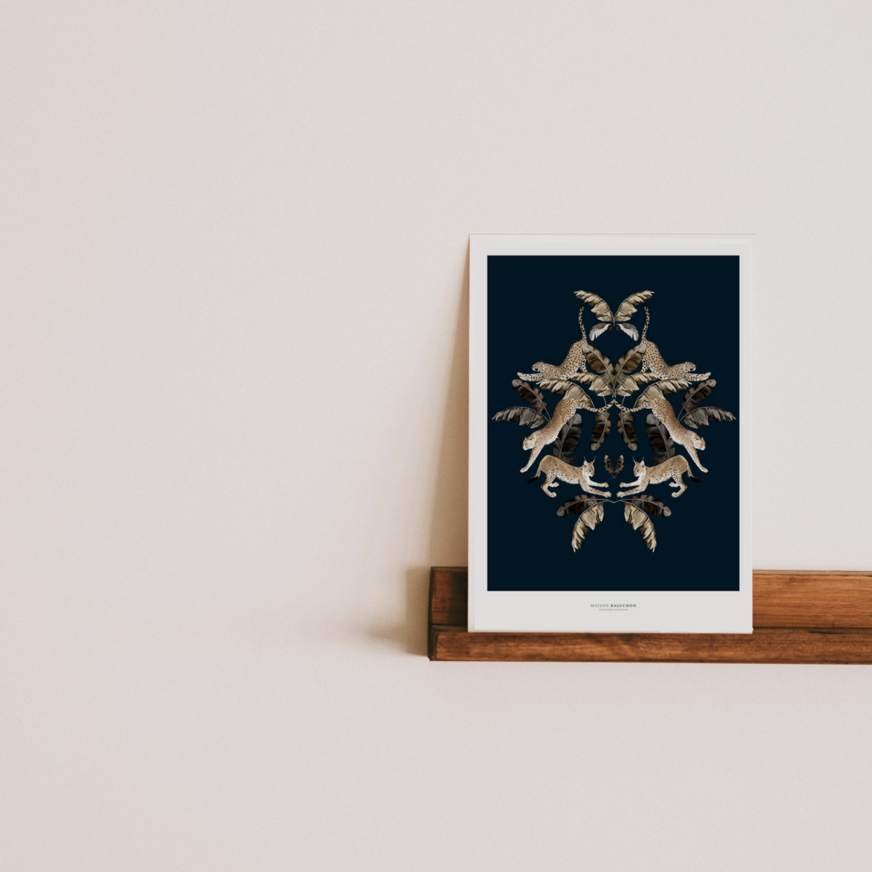 Illustration avec félin et fleurs de palmier