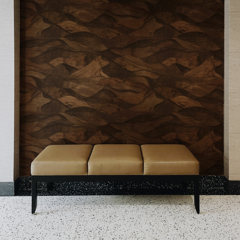Maison Baluchon - Wood-inspired wallpaper - brown