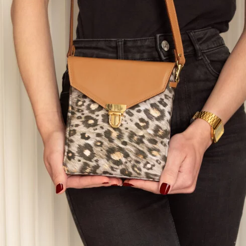 Maison Baluchon - Petite sac à main élégant avec motif léopard beige