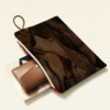 Small Graphique N°14 pouch motif inspired by wood, warm colors