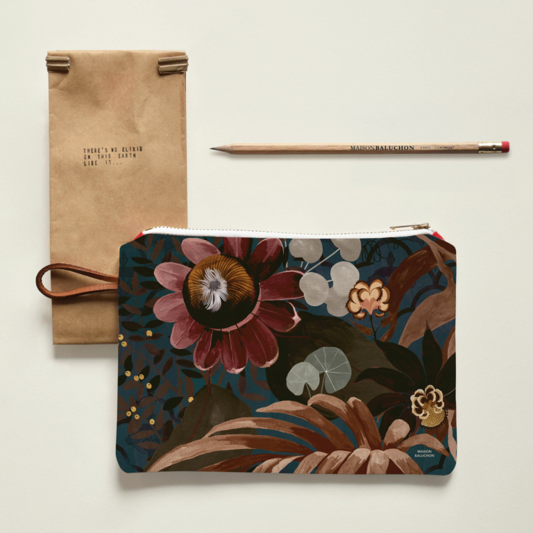 Small zipped pouch with vegetal and floral pattern Inde N°04