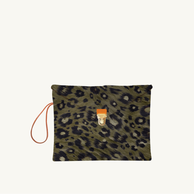 iPad sleeve mini Sauvage N°21 - Khaki custom-made by Maison Baluchon