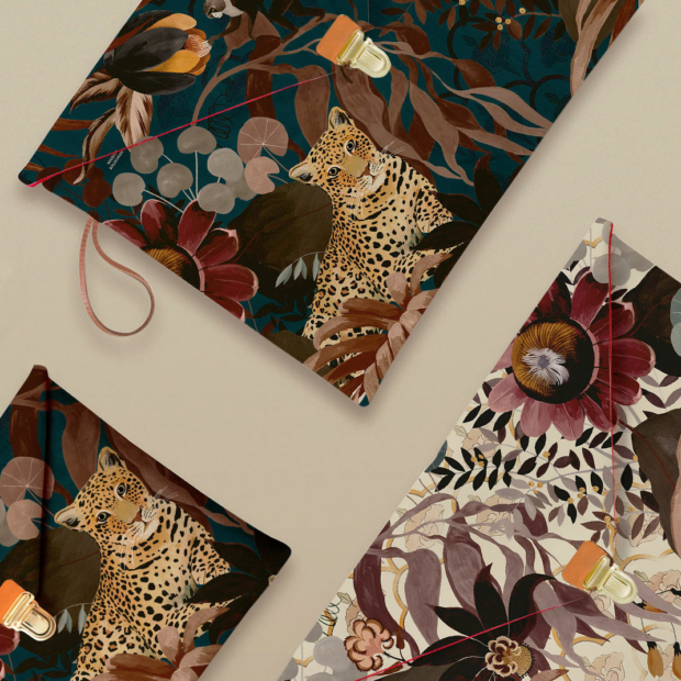 Inde N°02 animal and floral design computer pouch