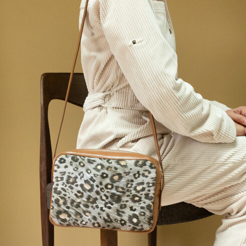 Maison Baluchon - Handmade leopard print shoulder bag