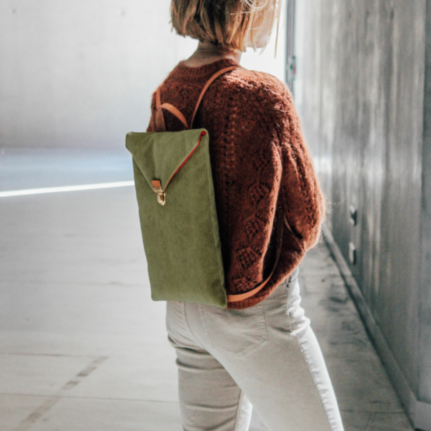 Plain olive green backpack - Maison Baluchon