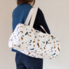 Sac de sport élégant de confection française avec un motif unique de danseuses et danseurs - Maison Baluchon