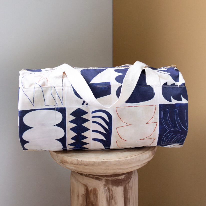 French handmade duffel bag with klein blue graphic motif - Maison Baluchon