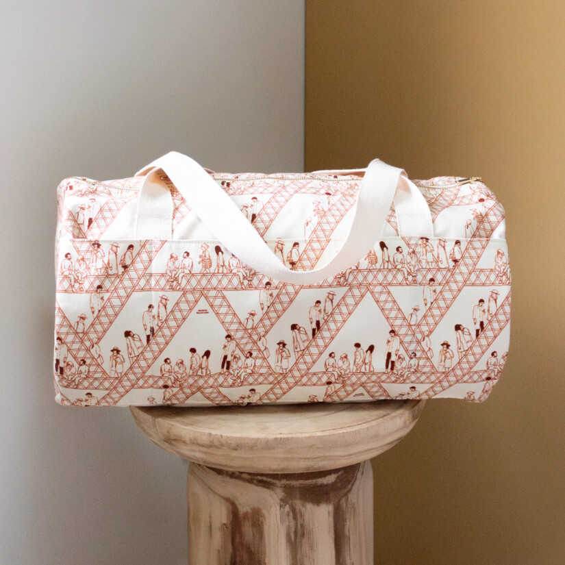 Unique red printed sports bag, a high-end fashion accessory - Maison Baluchon