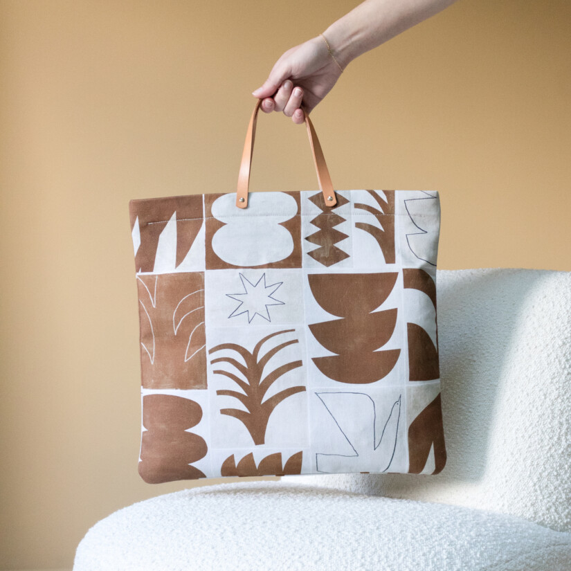 Moderniste N°01 Terracotta printed tote bag made in France - Maison Baluchon