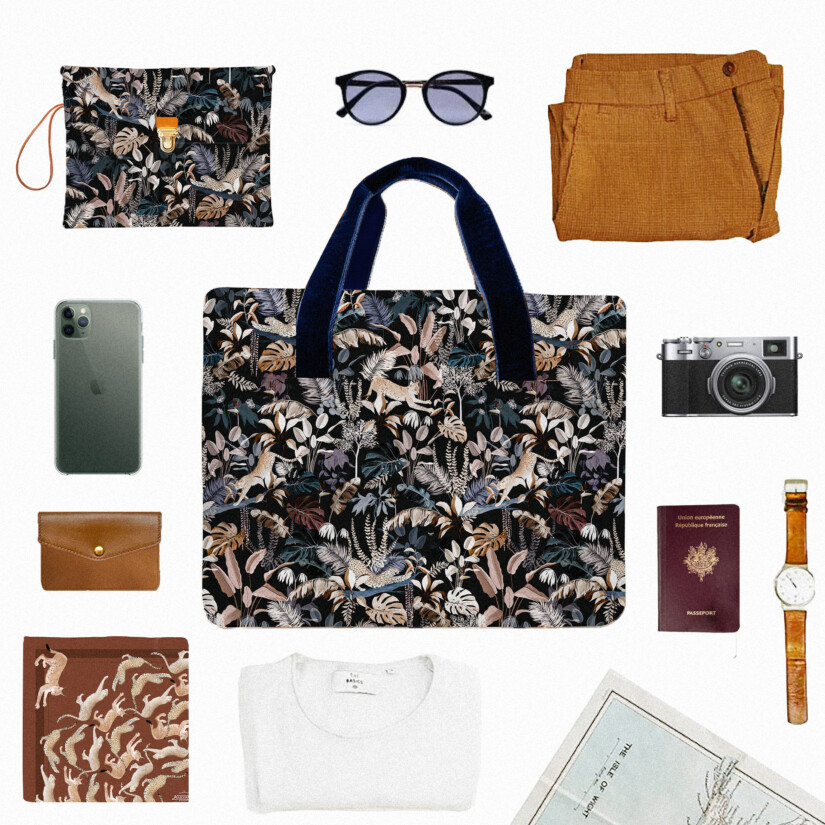 Nos essentiels de voyage : Sac week-end, pochette ipad, porte-cartes, foulard