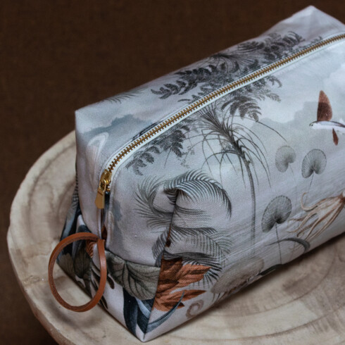 Cotton toiletry bag with Mythe N°01 design - Maison Baluchon